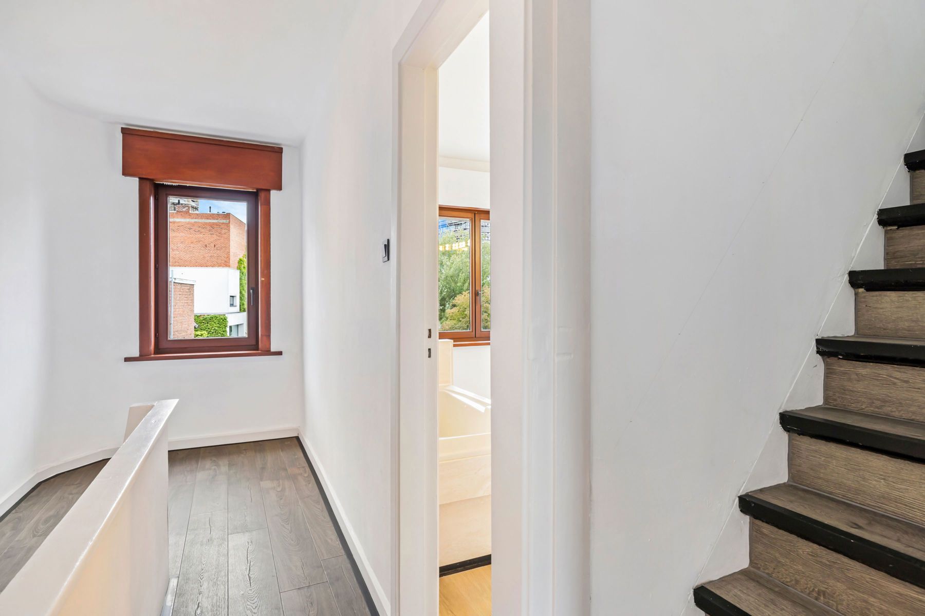 Stijlvolle, energiezuinige woning in hartje Kortrijk foto 10