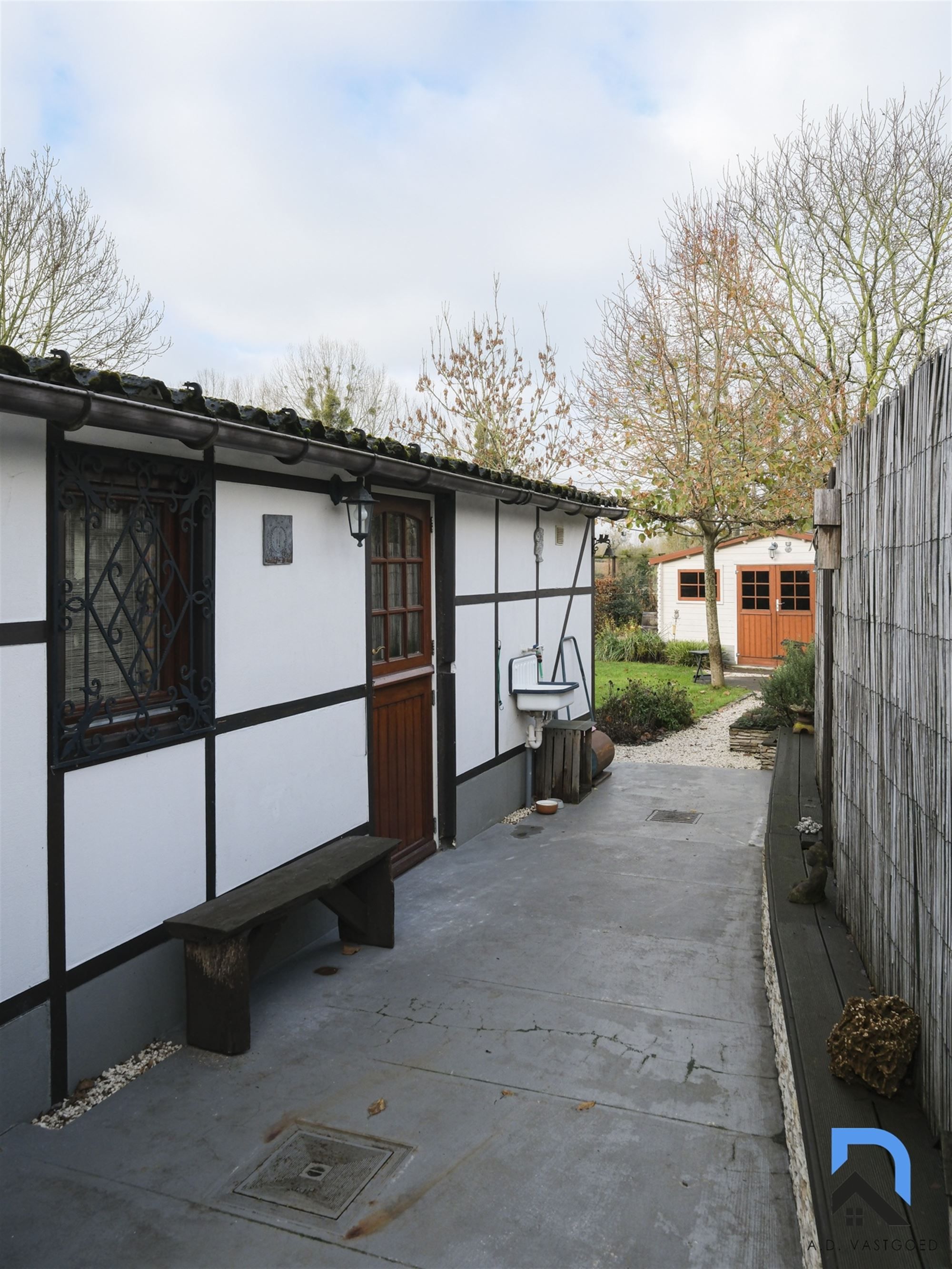 Mooie woning in het groen foto 30