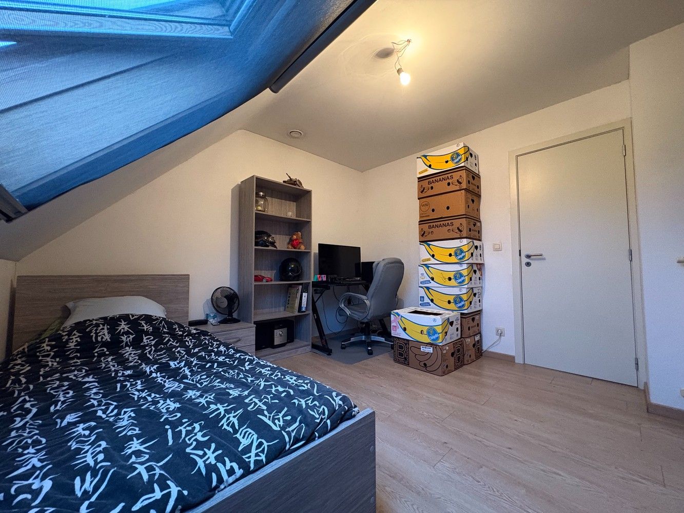 Recente woning met 3 slaapkamers en een garage foto 9
