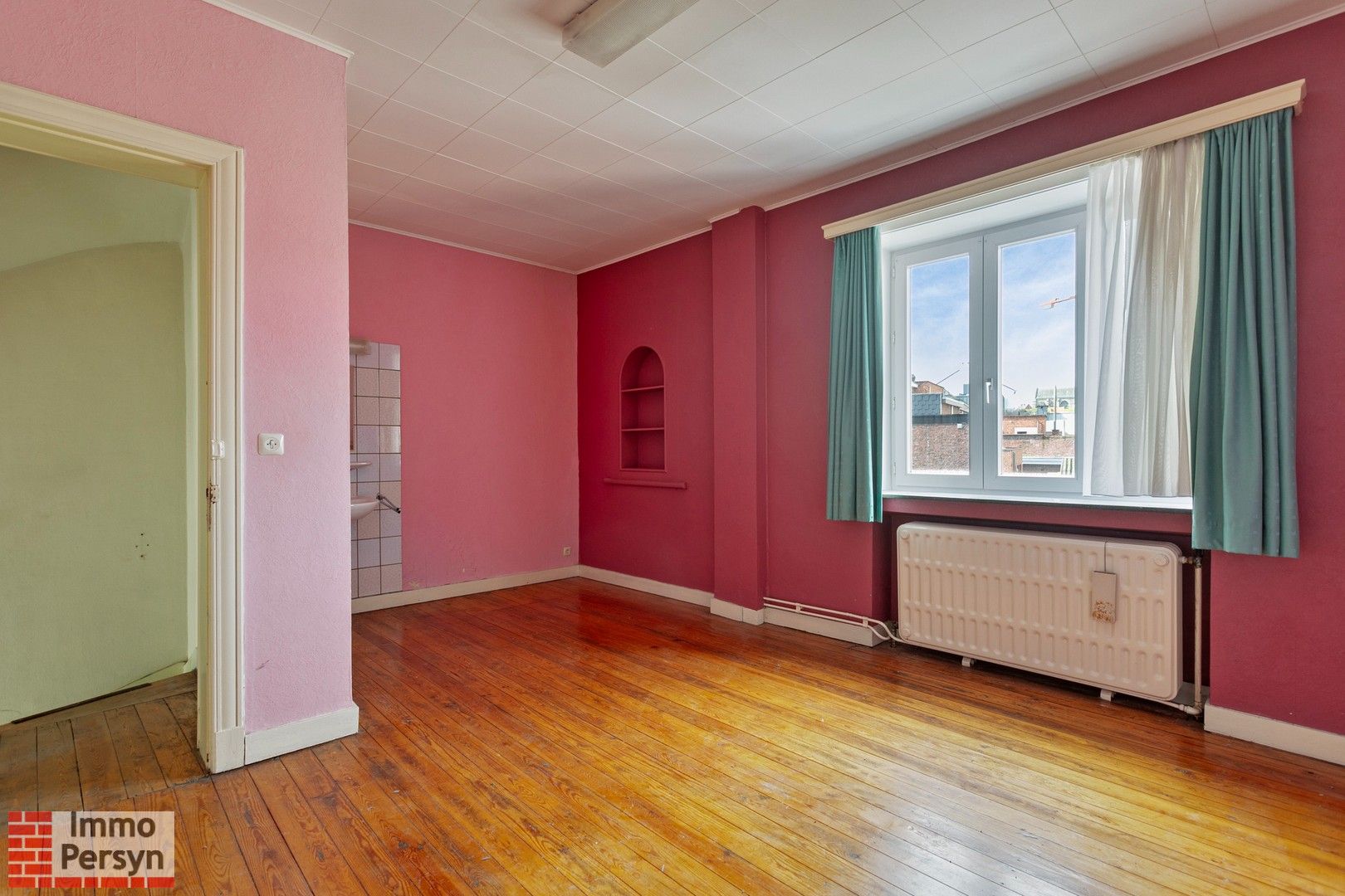 Stadwoning met 3 slaapkamers,  badkamer, 2 toiletten. foto 11