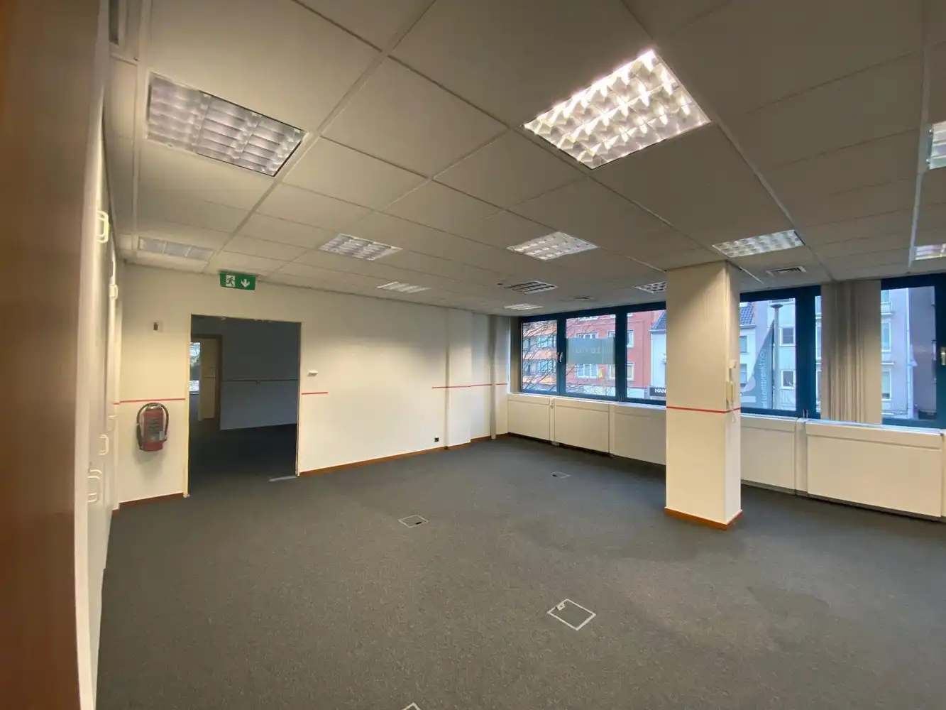603m² kantoor foto 9