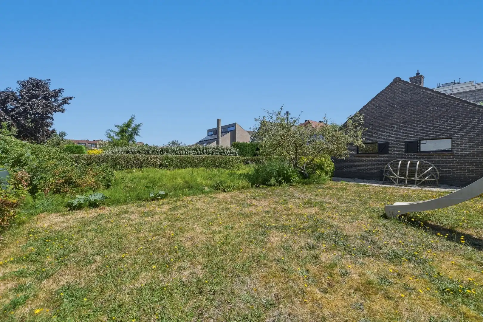 Ruime vrijstaande villa op 765 m² in de gegeerde villawijk Noordhoek te De Haan foto 16