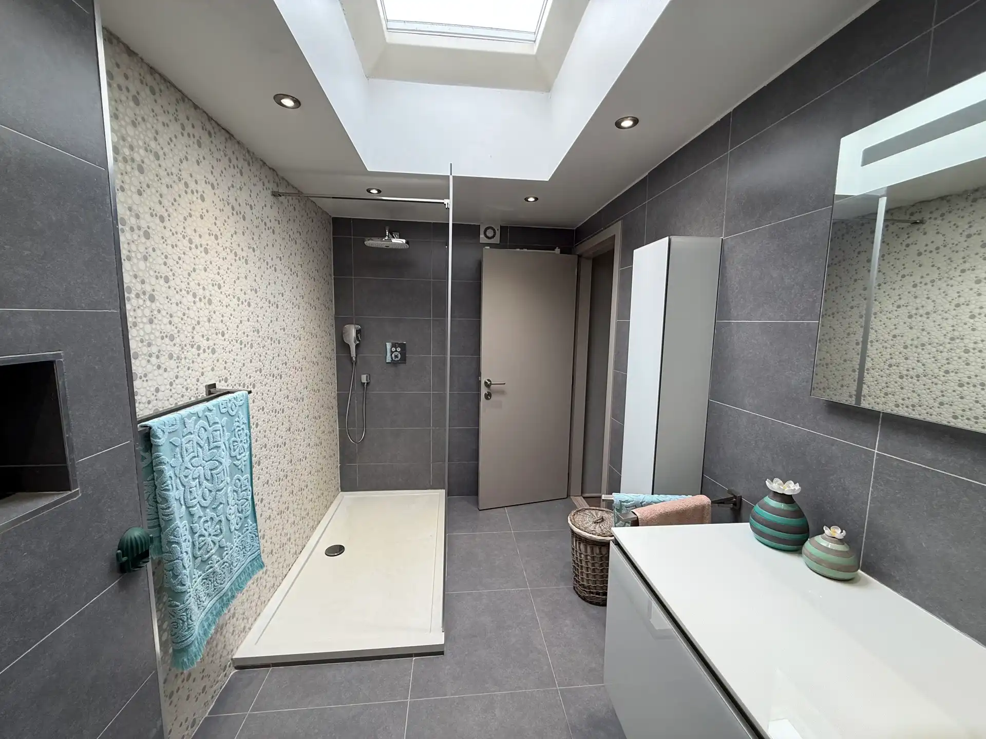 ERPE - Ruime, gerenoveerde woning met apart bureau/studio. foto 17