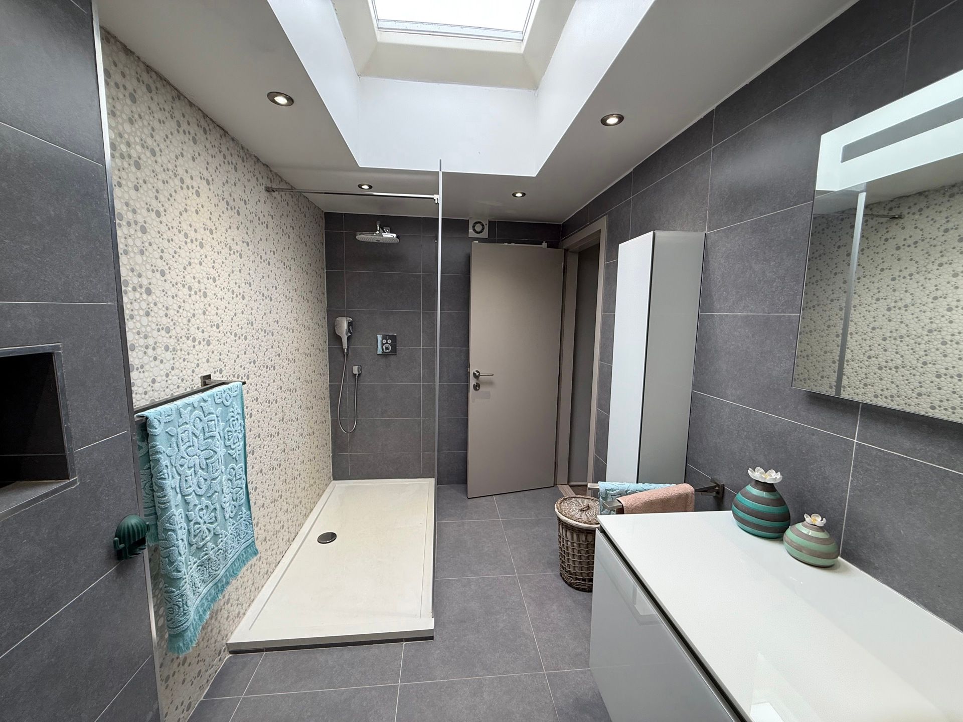 ERPE - Ruime, gerenoveerde woning met apart bureau/studio. foto 17