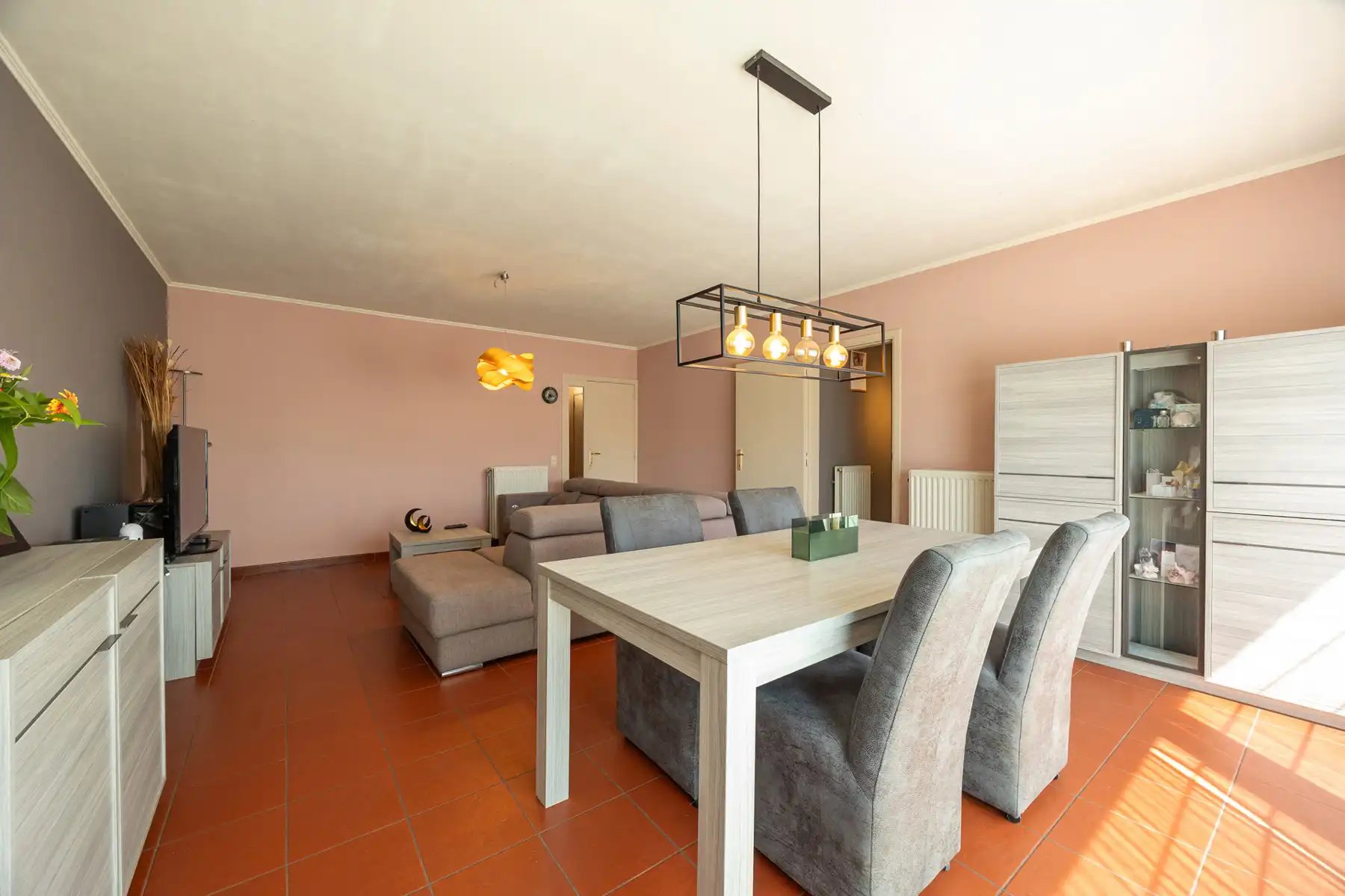 Volledig instapklaar appartement in aangename woonwijk Reet foto 5