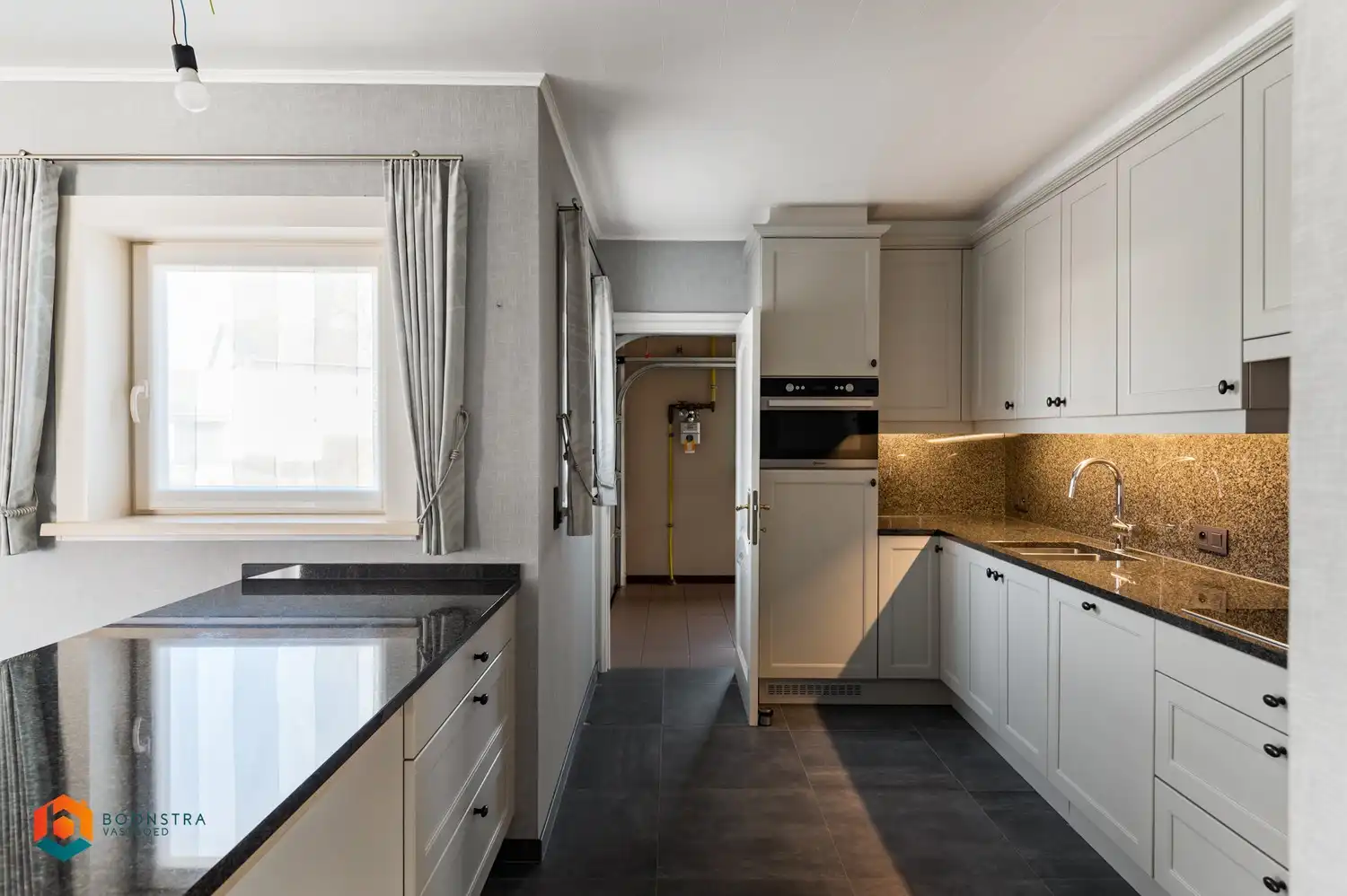 Woning met 2 slpkrs en ruime tuin op toplocatie foto 6