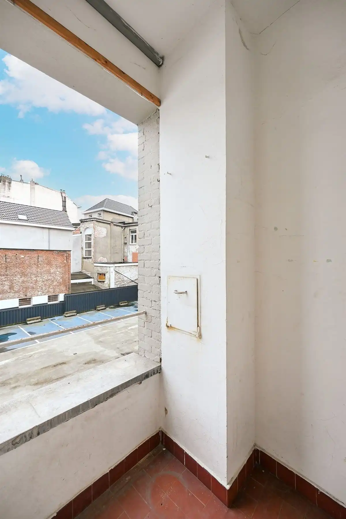 Op te frissen 2-slaapkamerappartement aan de Wilde Zee foto 15