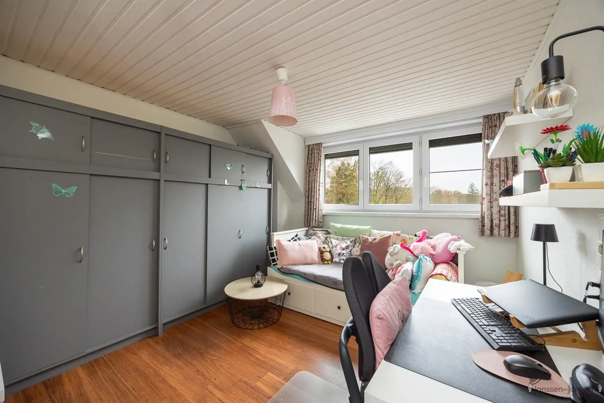 Gezellige woning met 3 slaapkamers en tuin in centrum Brasschaat foto 8