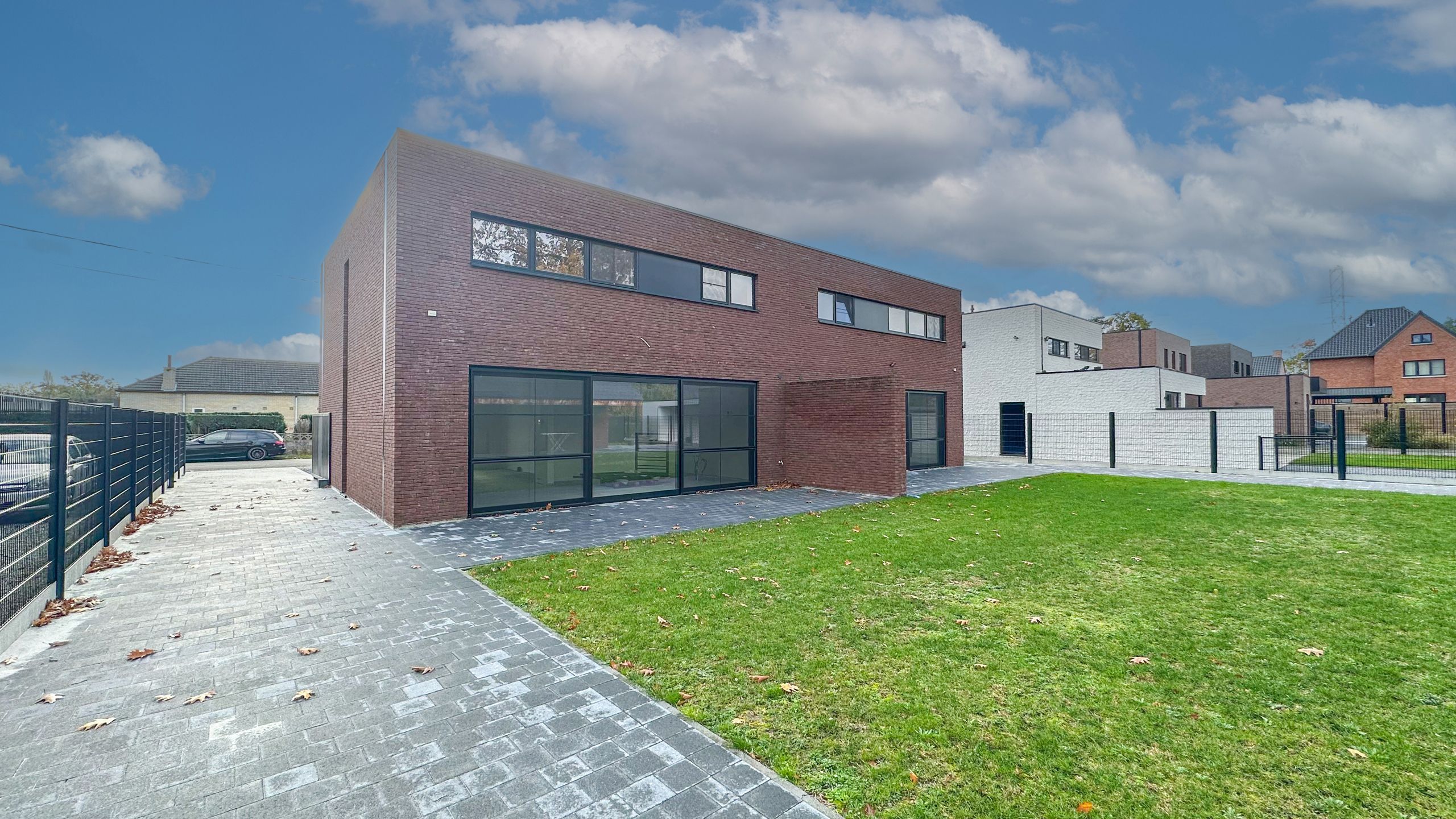 Halfopen moderne woning op residentiële ligging! foto 41