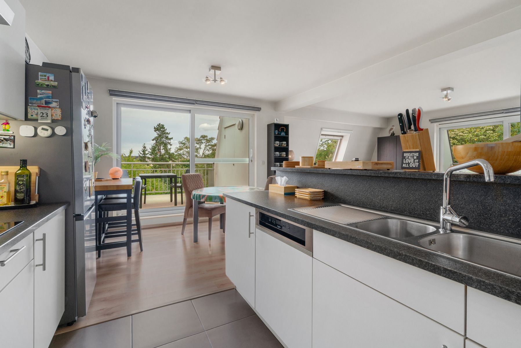 Appartement met 2 slaapkamers incl. garage en kelderberging foto 9