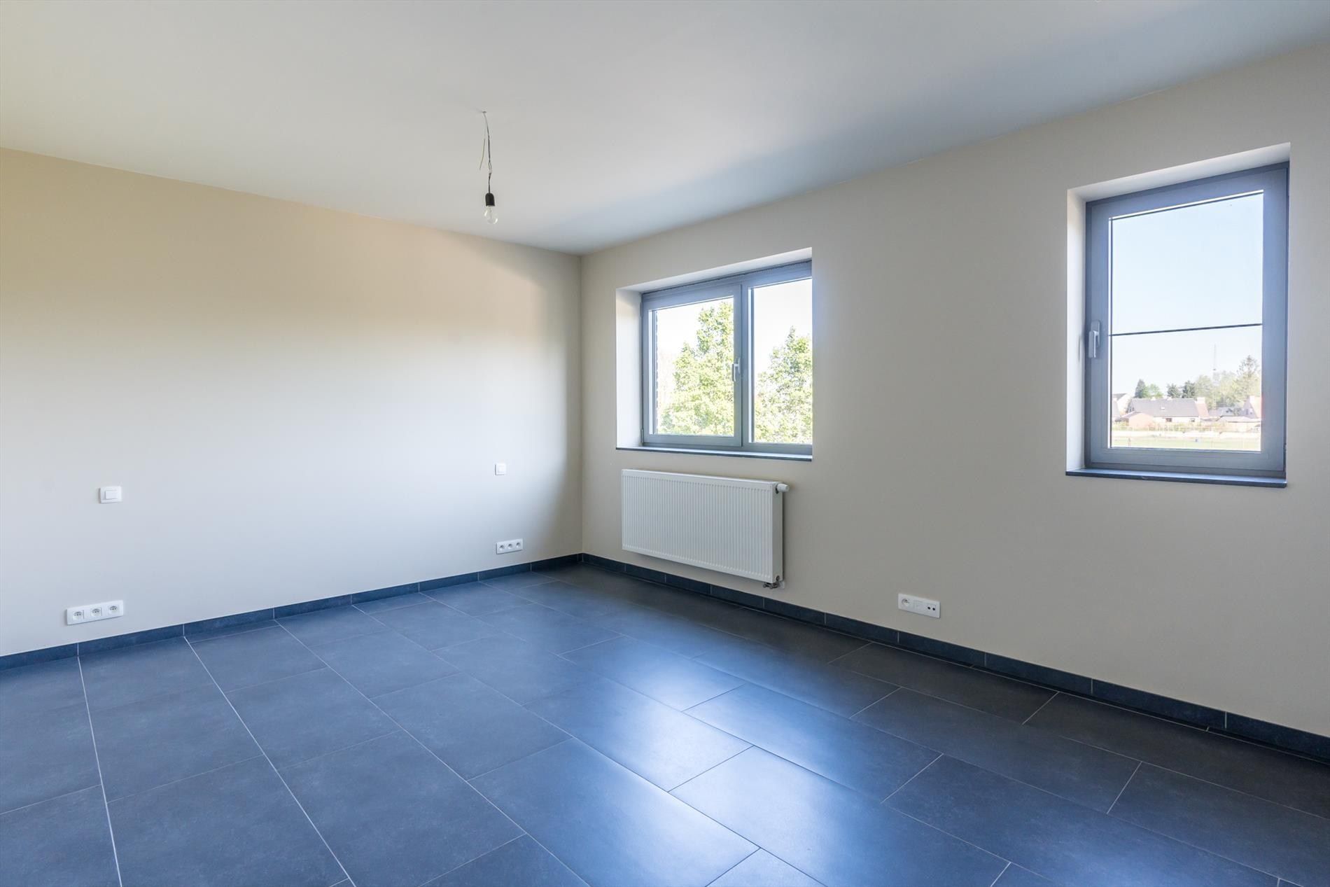 Ruime instapklare woning met 4 slpks nabij het centrum van Balen ! foto 16