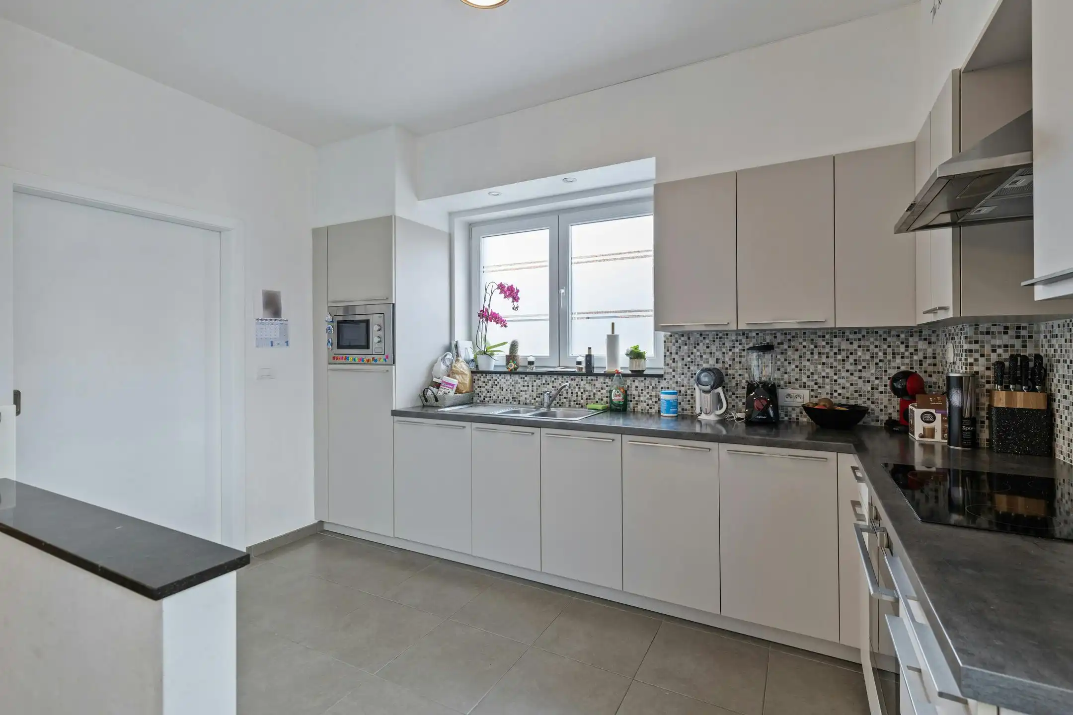 Gelijkvloers recent appartement te koop nabij centrum Wervik foto 5