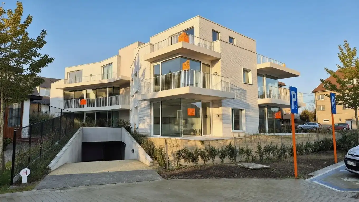 Luxe appartementen te Koksijde: 8 Standaard appartementen met 2-3 slaapkamers en 89-114 m2 bewoonbare oppervlakte foto 2