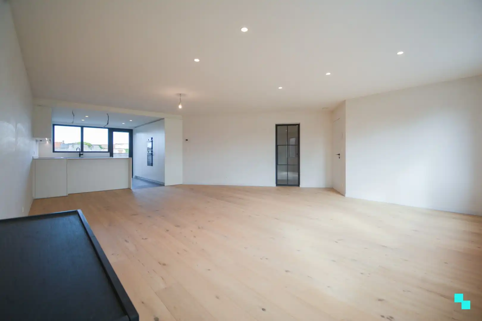 Nieuwbouwappartement te hartje Izegem foto 7