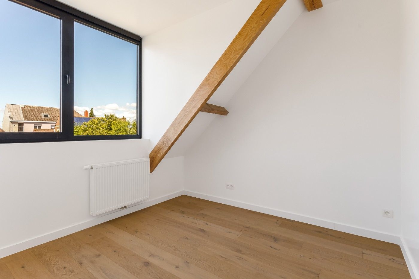 Rustig gelegen nieuwbouwwoning met 3 slpk. en toffe tuin foto 19