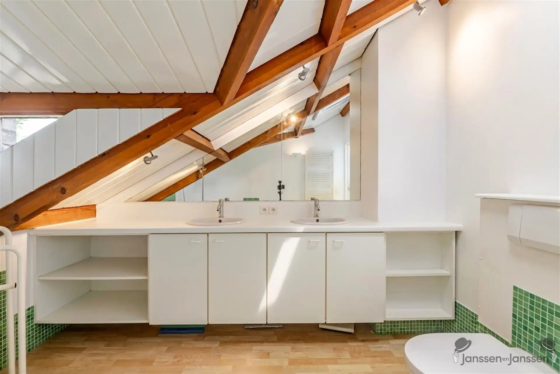 Architecturale villa met unieke woonbeleving foto 18
