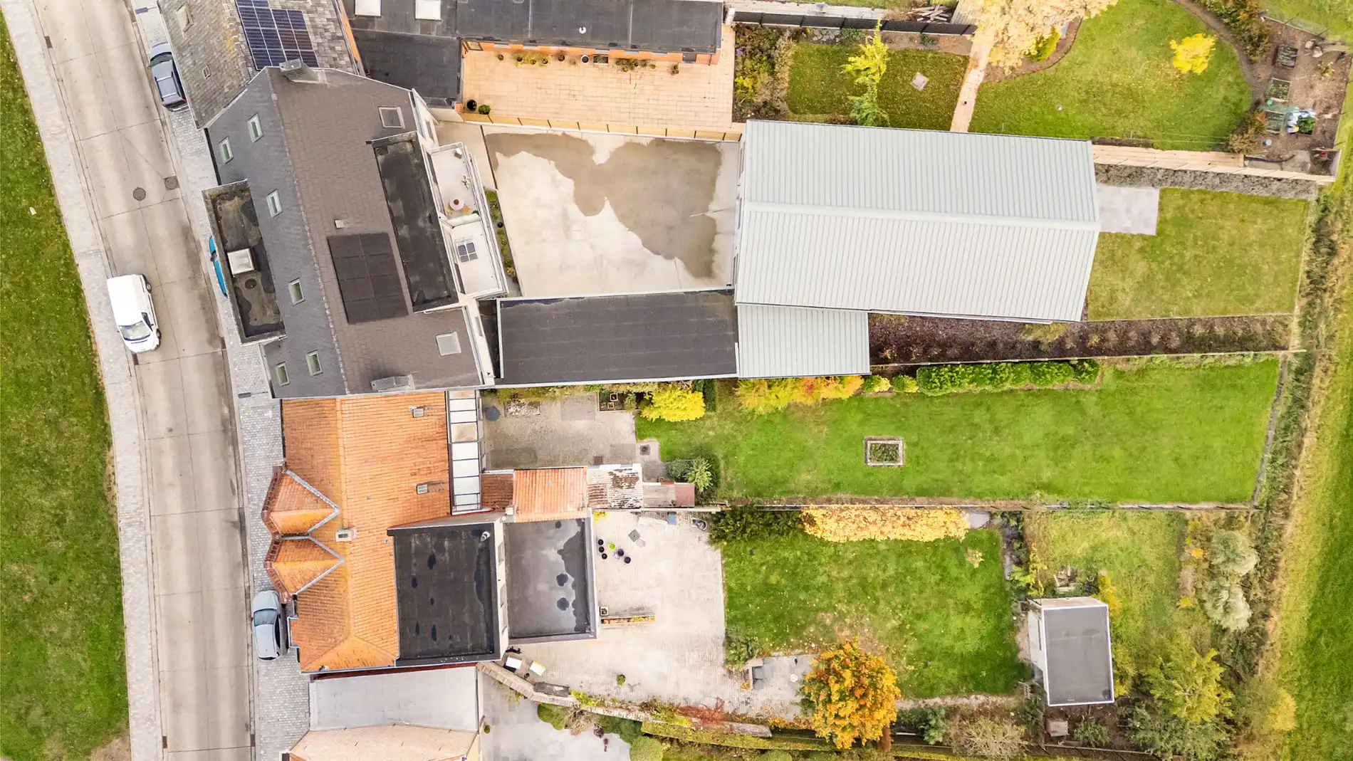 TE RENOVEREN WONING OP EEN PERCEEL VAN 559M² MET BOORDEVOL POTENTIEEL foto 19