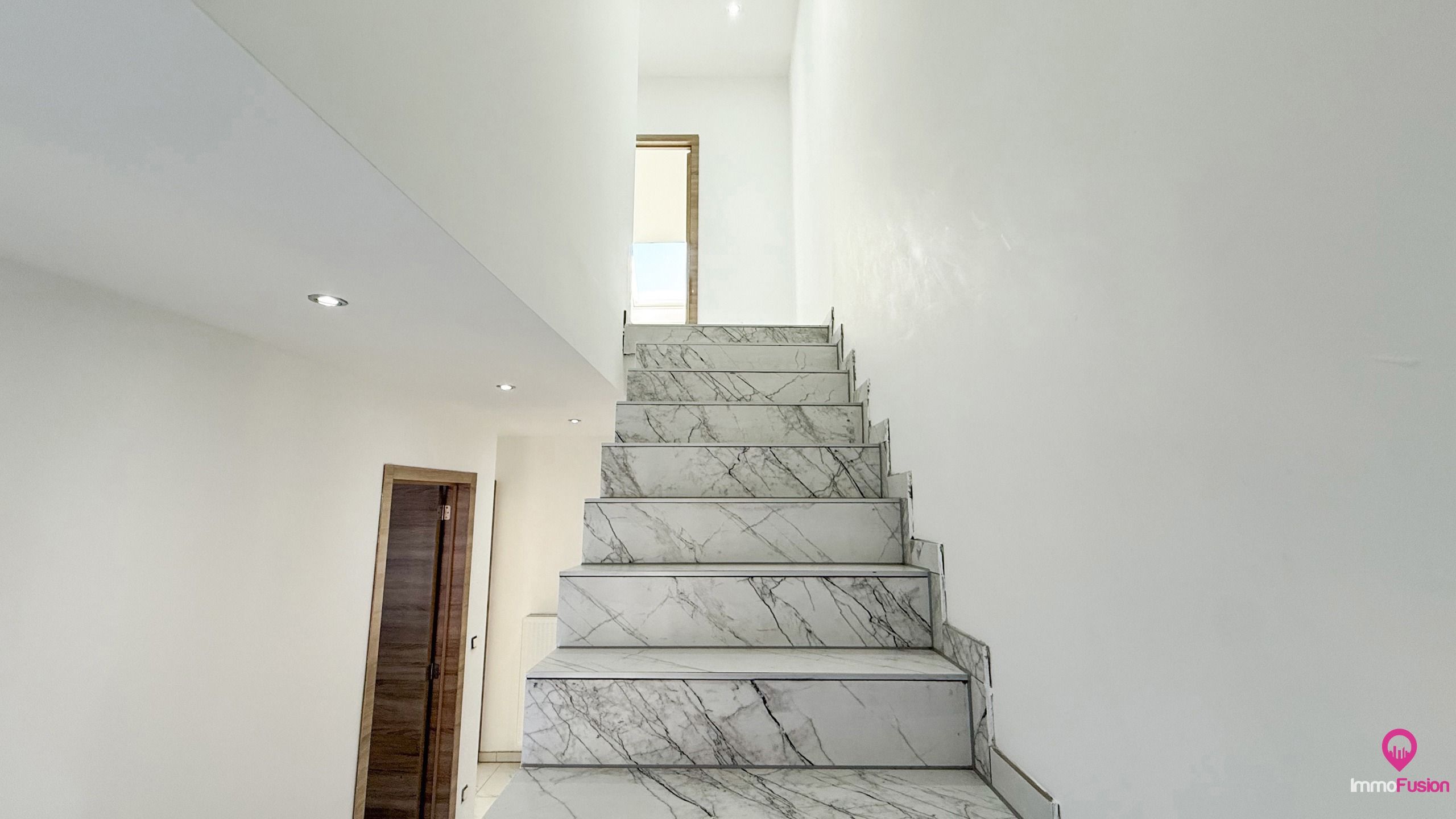 Instapklare woning met 5 slpks op riant perceel te Paal! foto 27