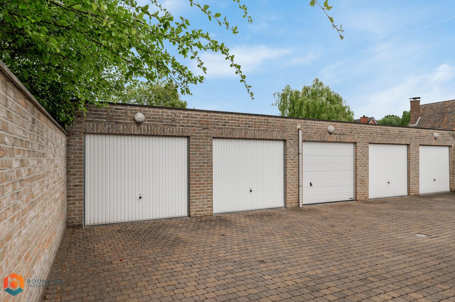Ruim appartement (124m2) met 2 slpkrs, garage en terras foto 19
