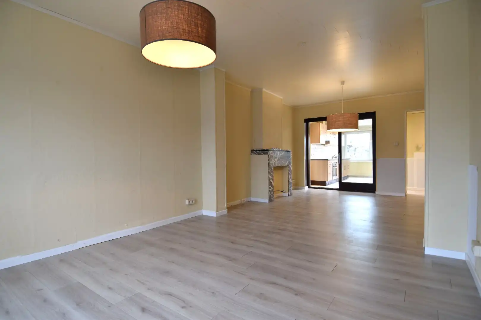 Stevige gezinswoning met 3 slaapkamers, tuin, garage én uitstekende bereikbaarheid te koop in Wevelgem foto 6