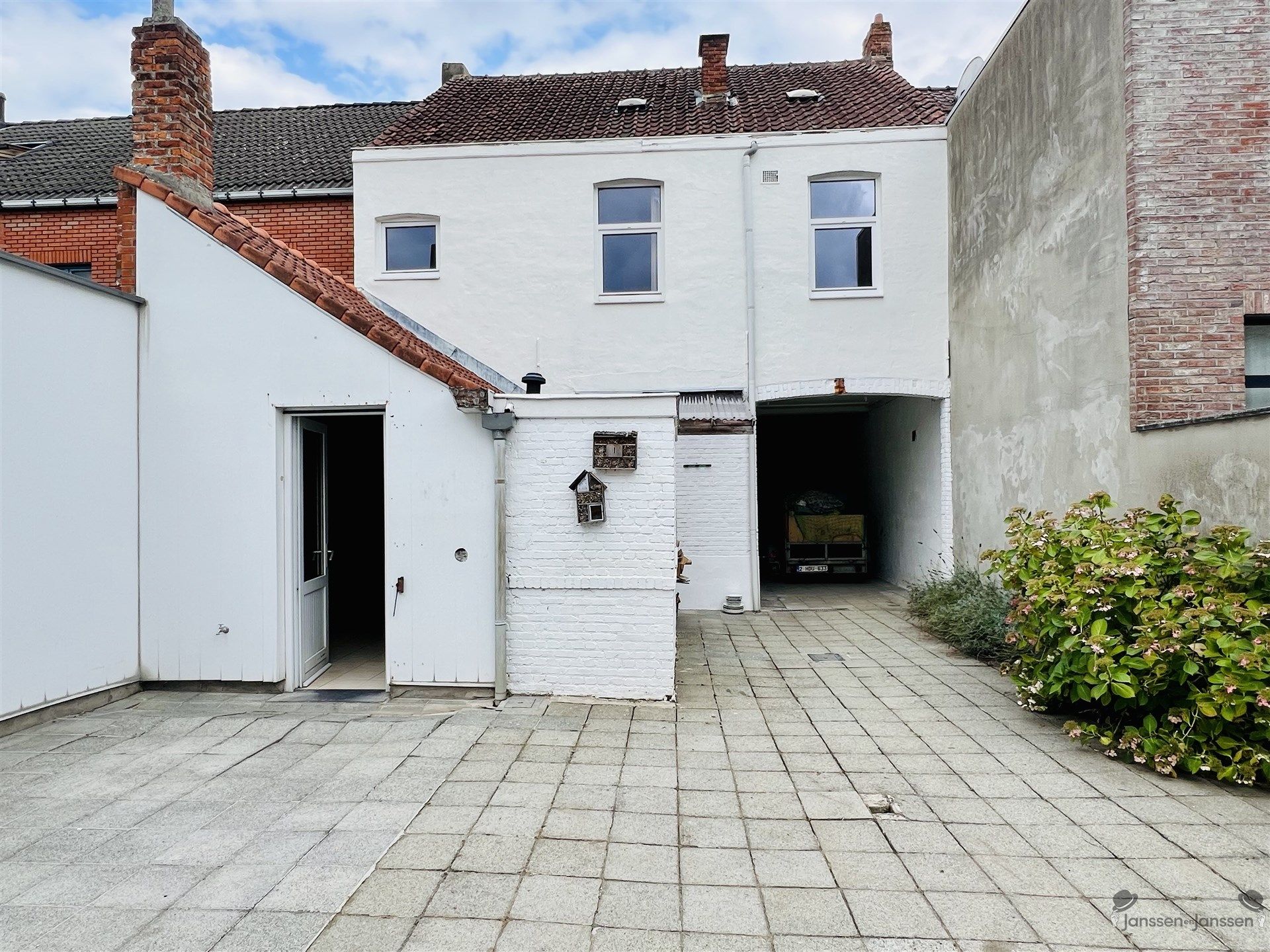 Te renoveren centrumwoning foto 20