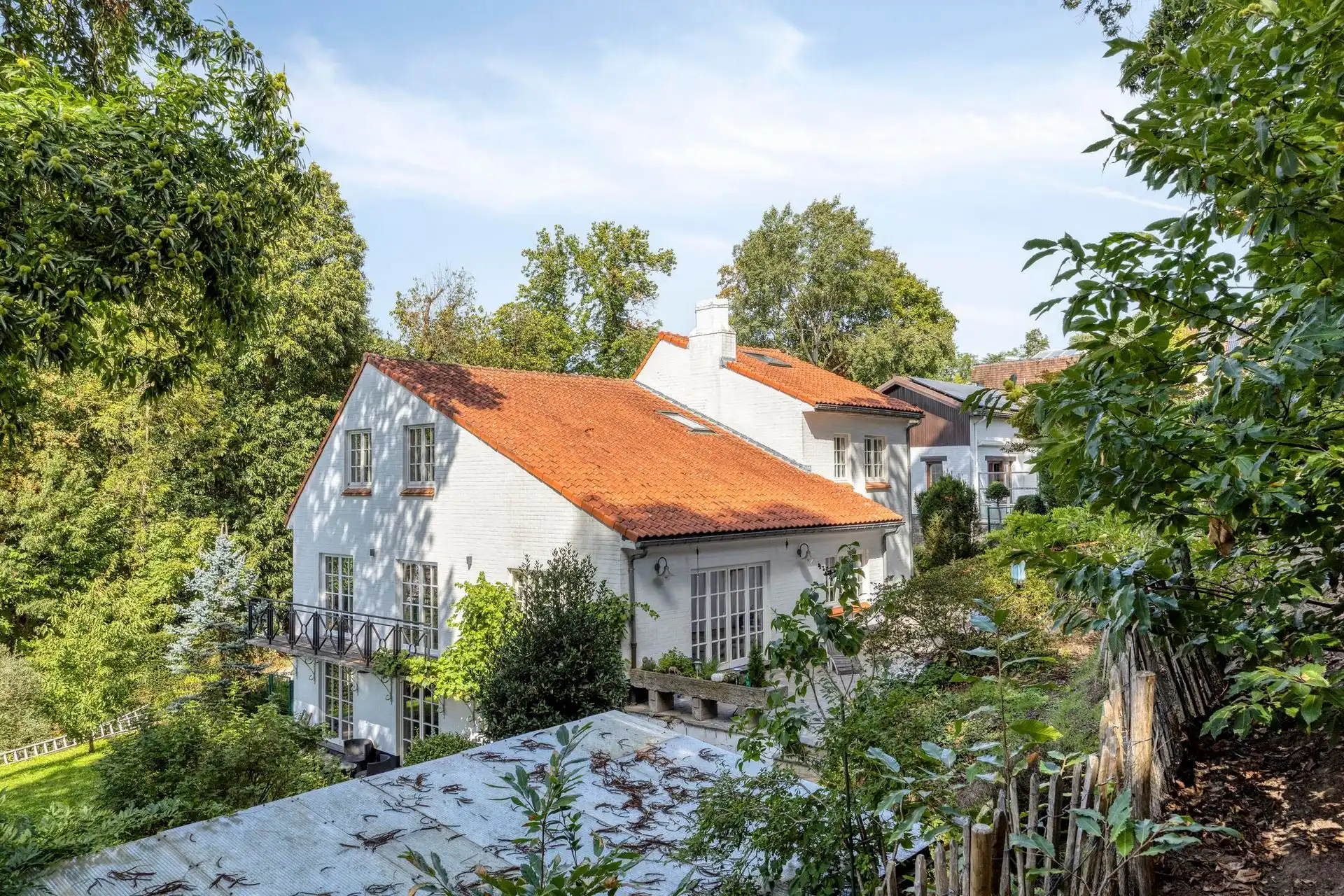 Prachtig gerenoveerde villa met bouwgrond  foto 34