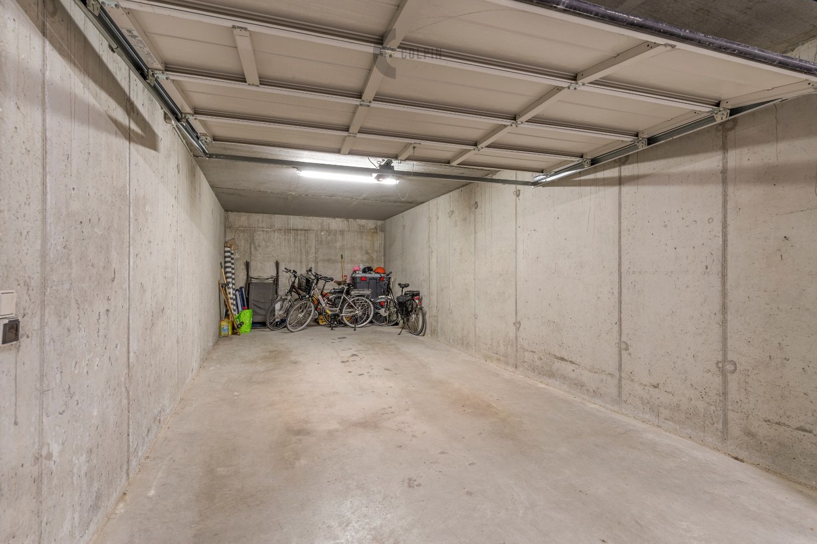 Uitzonderlijk ruim woonappartement met inpandige dubbele garagebox. foto 18