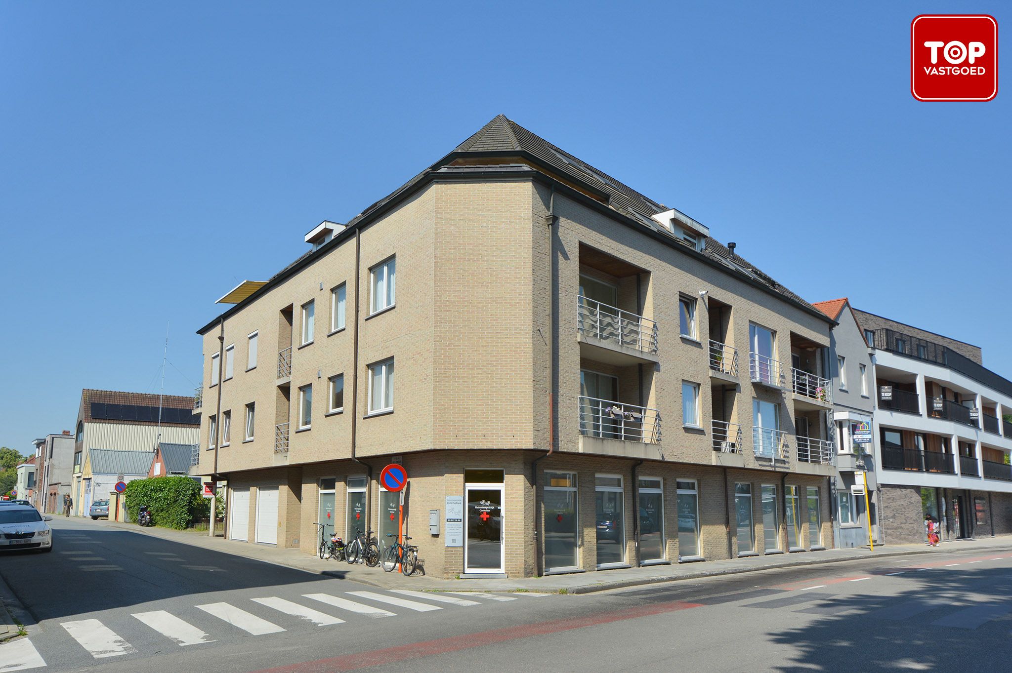 Ruim duplex appartement met 2 terrassen. foto 1