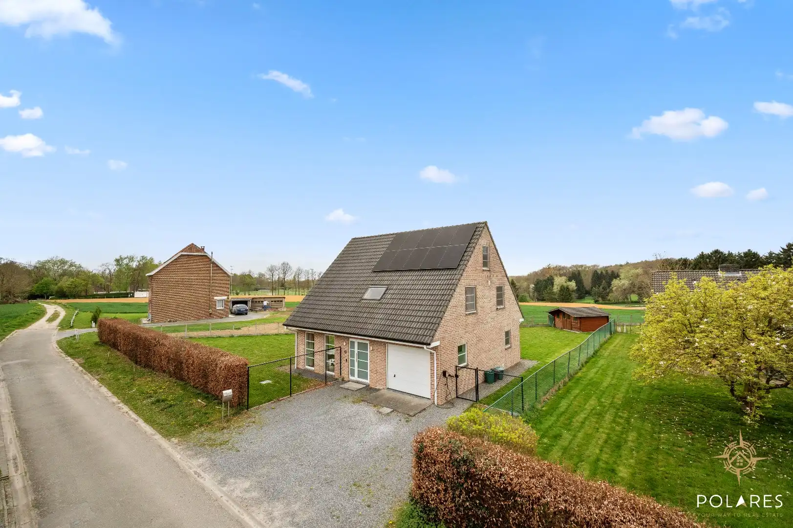 Energiezuinige woning in doodlopende straat te Overijse foto {{pictureIndex}}