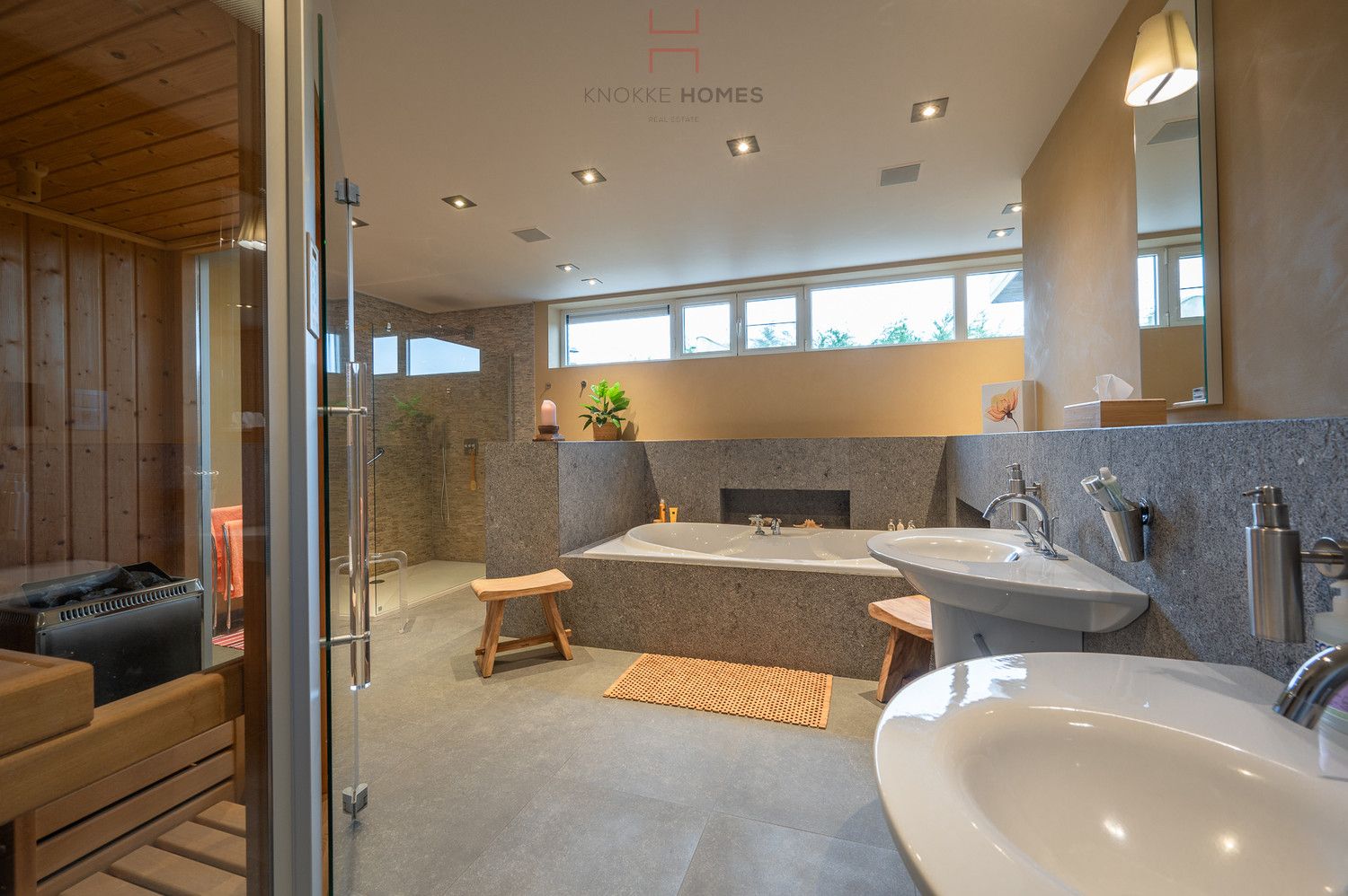 Bijzonder ruime en zeer rustig gelegen villa in Damme-Sijsele foto 28