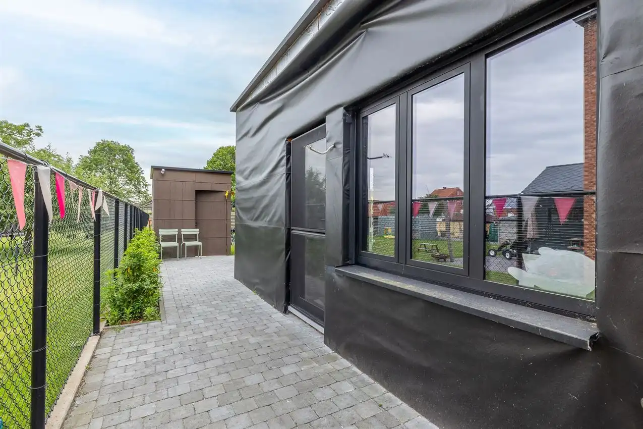 Prachtig, volledig vernieuwde woning met 3 slpk. foto 34