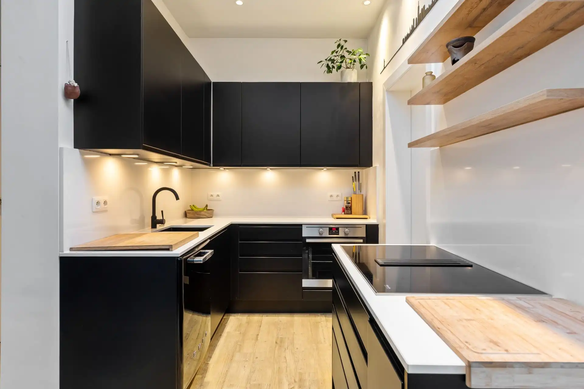CENTRAAL GELEGEN WONING MET 3 SLPK foto 6