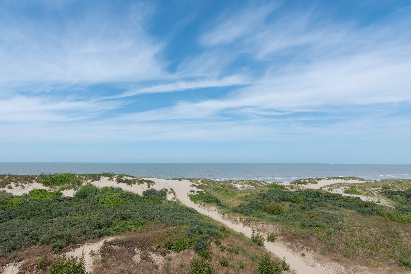 Luxueuze penthouse met drie slaapkamers en frontaal zeezicht in Res. Eden Beach foto 10