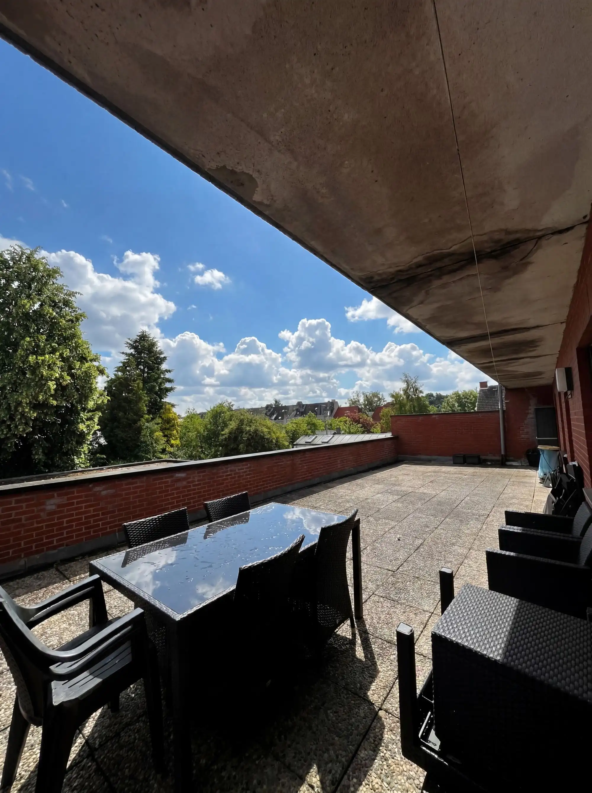 RUIM APPARTEMENT MET 3 SLAAPKAMERS EN GROOT TERRAS IN HET CENTRUM VAN BALEN foto 11