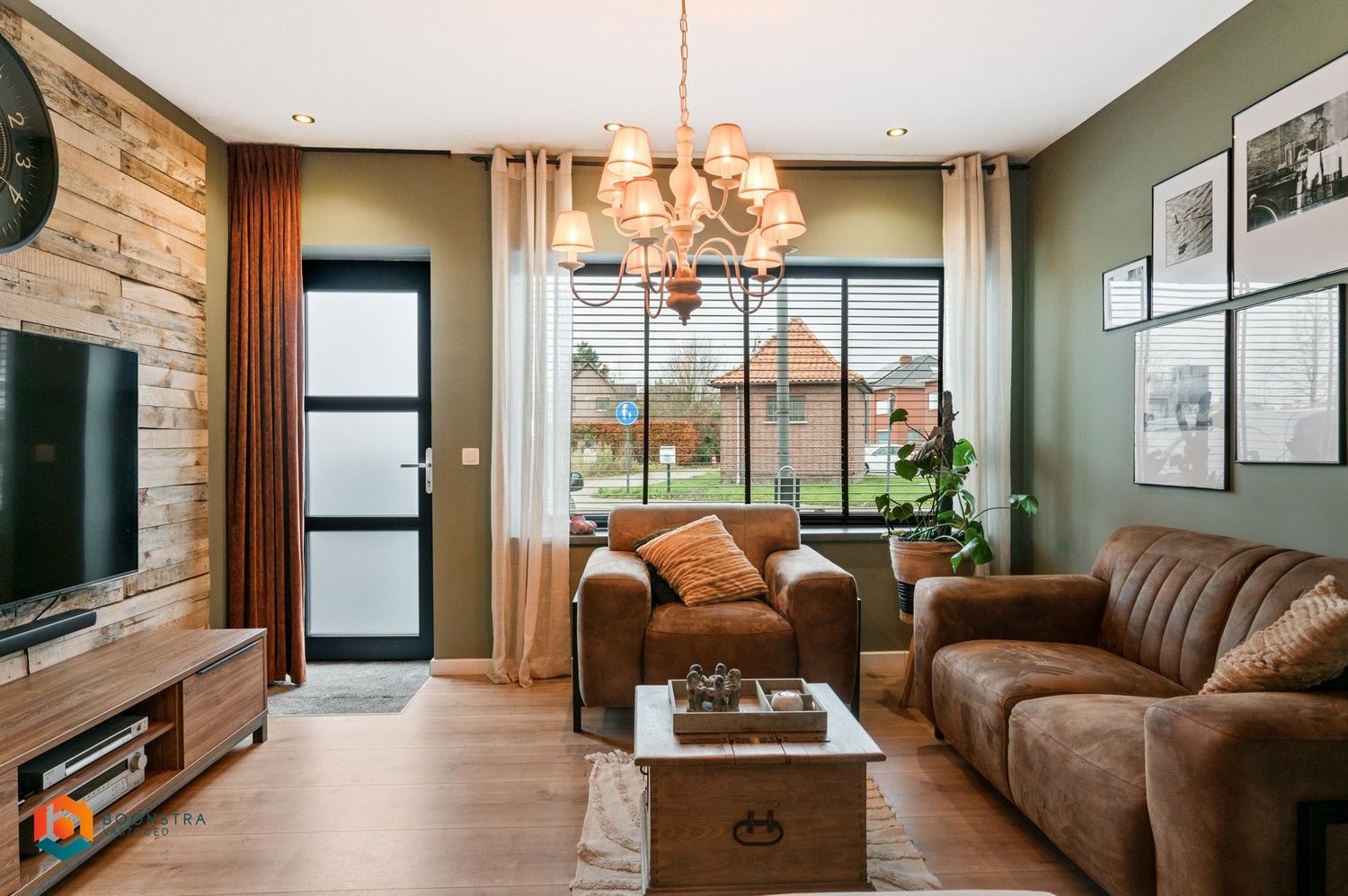 Gerenoveerde woning met 3 slaapkamers foto 4