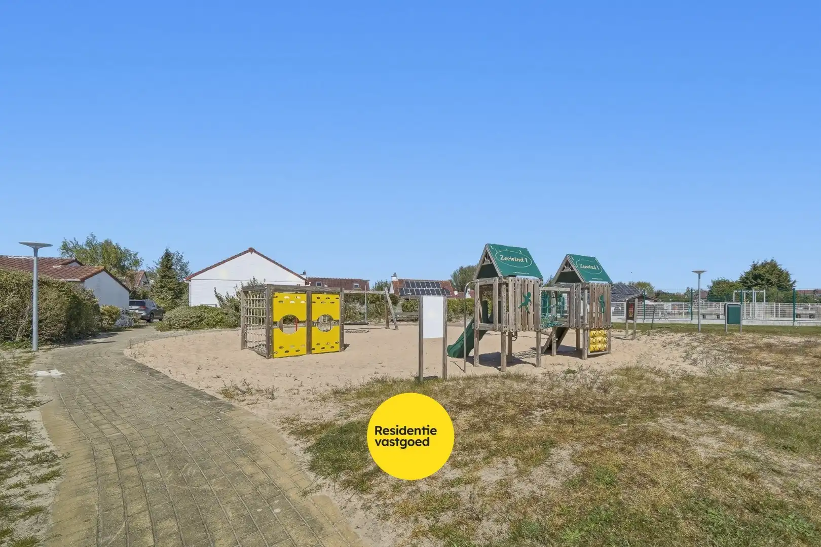 Instapklare vakantiewoning met zonnige tuin en 2 slaapkamers foto 13