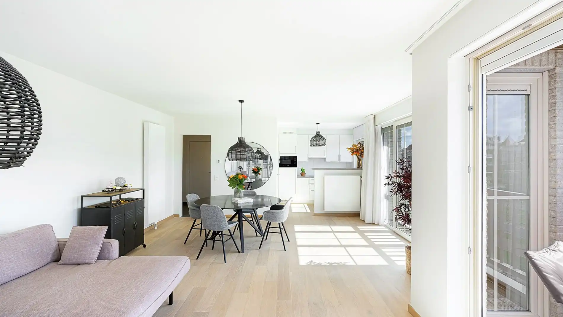 Fantastisch hoek appartement (3 slpks) met open zichten foto 8