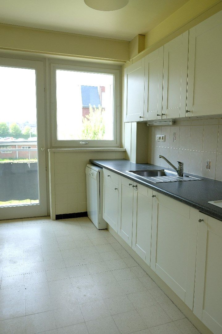 Centraal gelegen appartement met 2 slaapkamers foto 8
