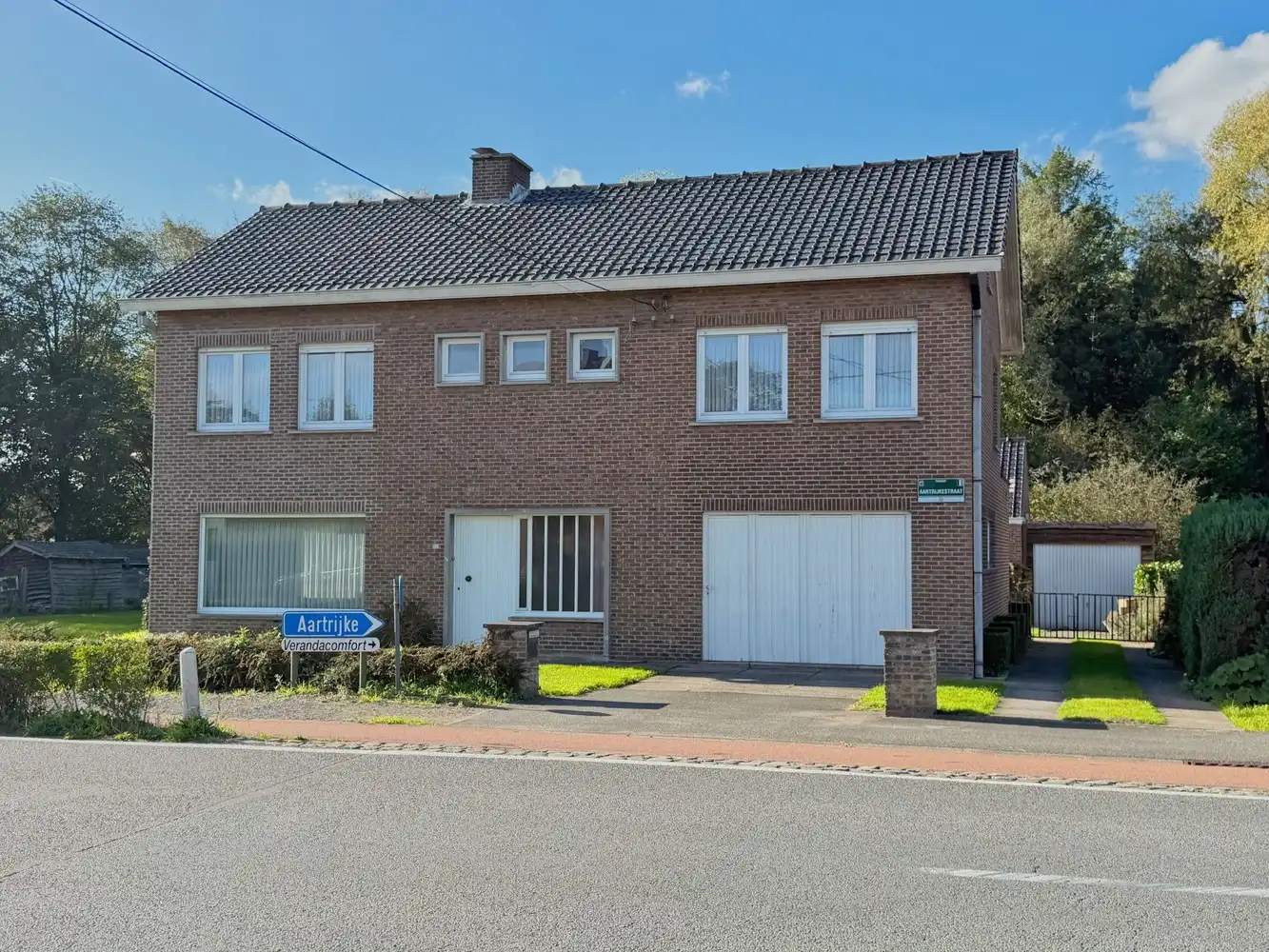 Unieke, uitzonderlijk ruime gezinswoning + tuin  (1589m²) foto 21