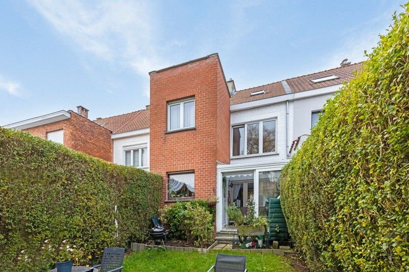 Ruime en instapklare bel-etage woning in Koningslo foto 19