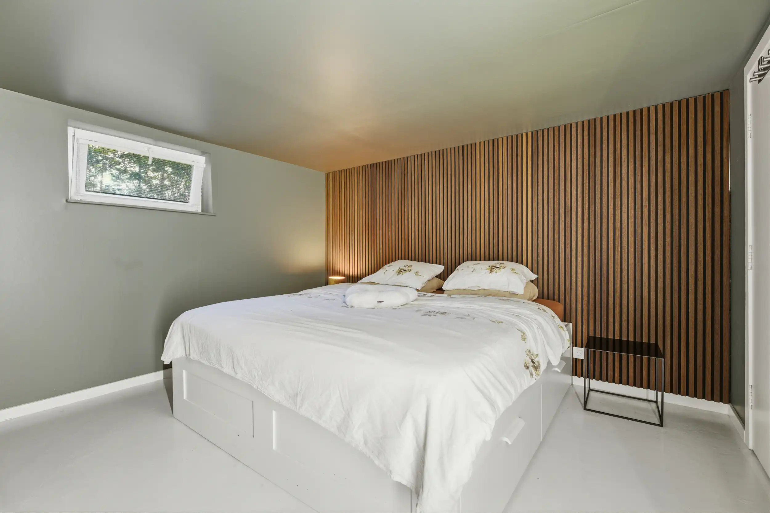 Vernieuwde chalet in het groen - domicilie mogelijk! foto 13