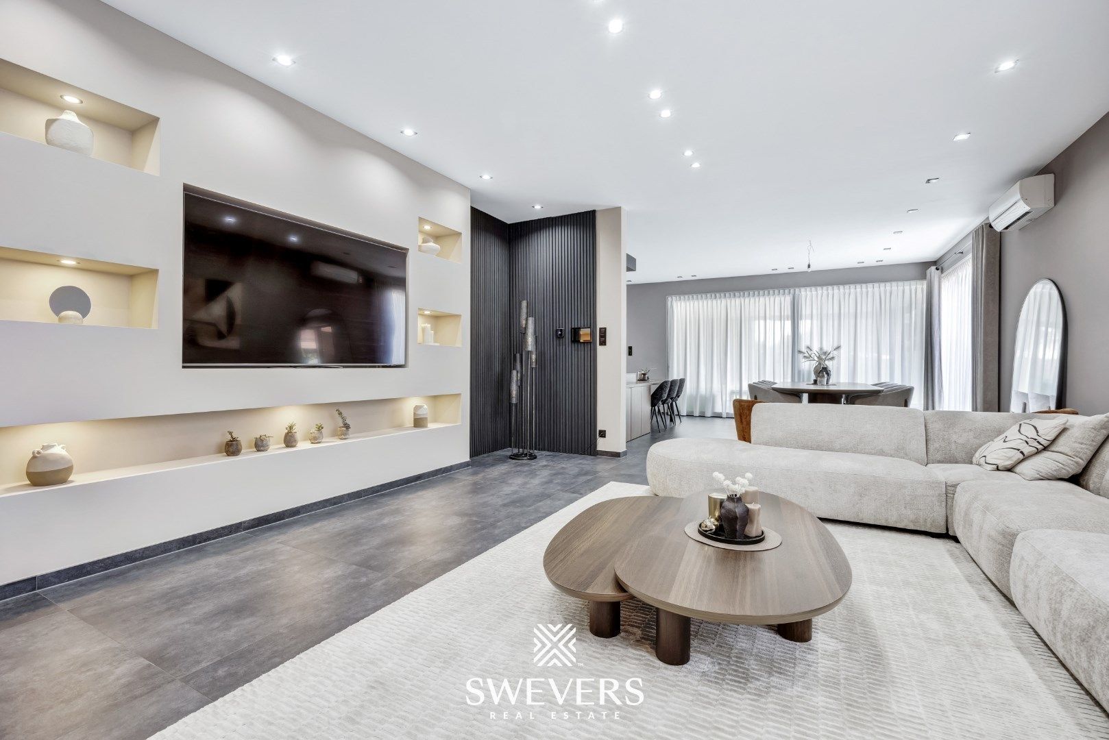 Stijlvol wonen op een ruim perceel met 4 slaapkamers en topafwerking foto 6