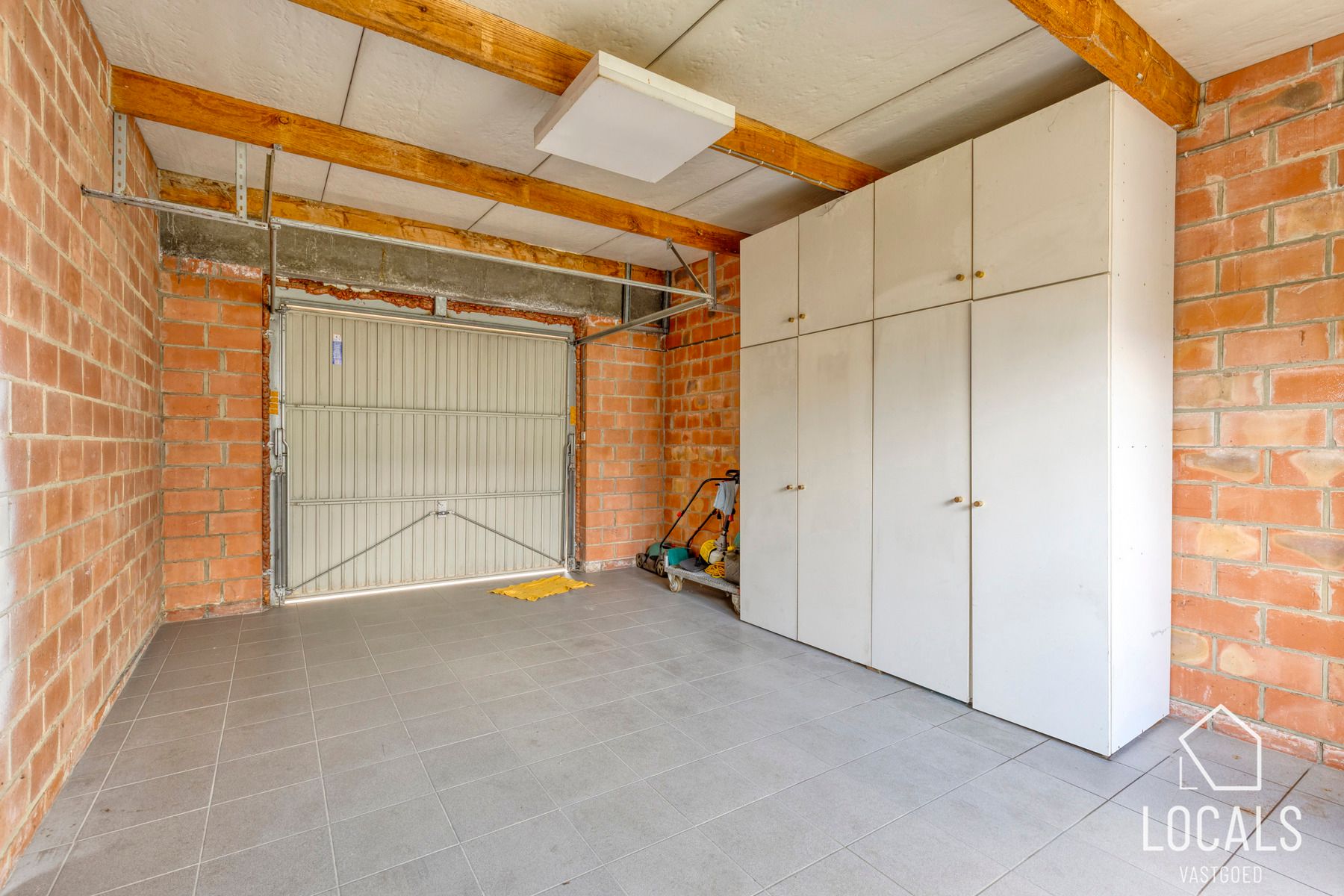 Handelspand met woonst, tuin en garage in centrum Ninove foto 30