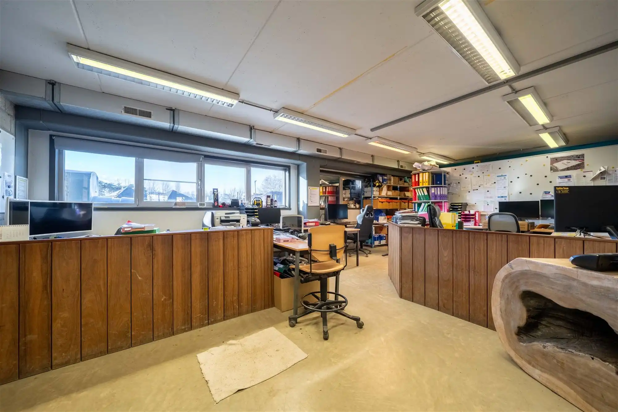 Prachtig recent handelspand in Heist-op-den-Berg te huur! foto 10