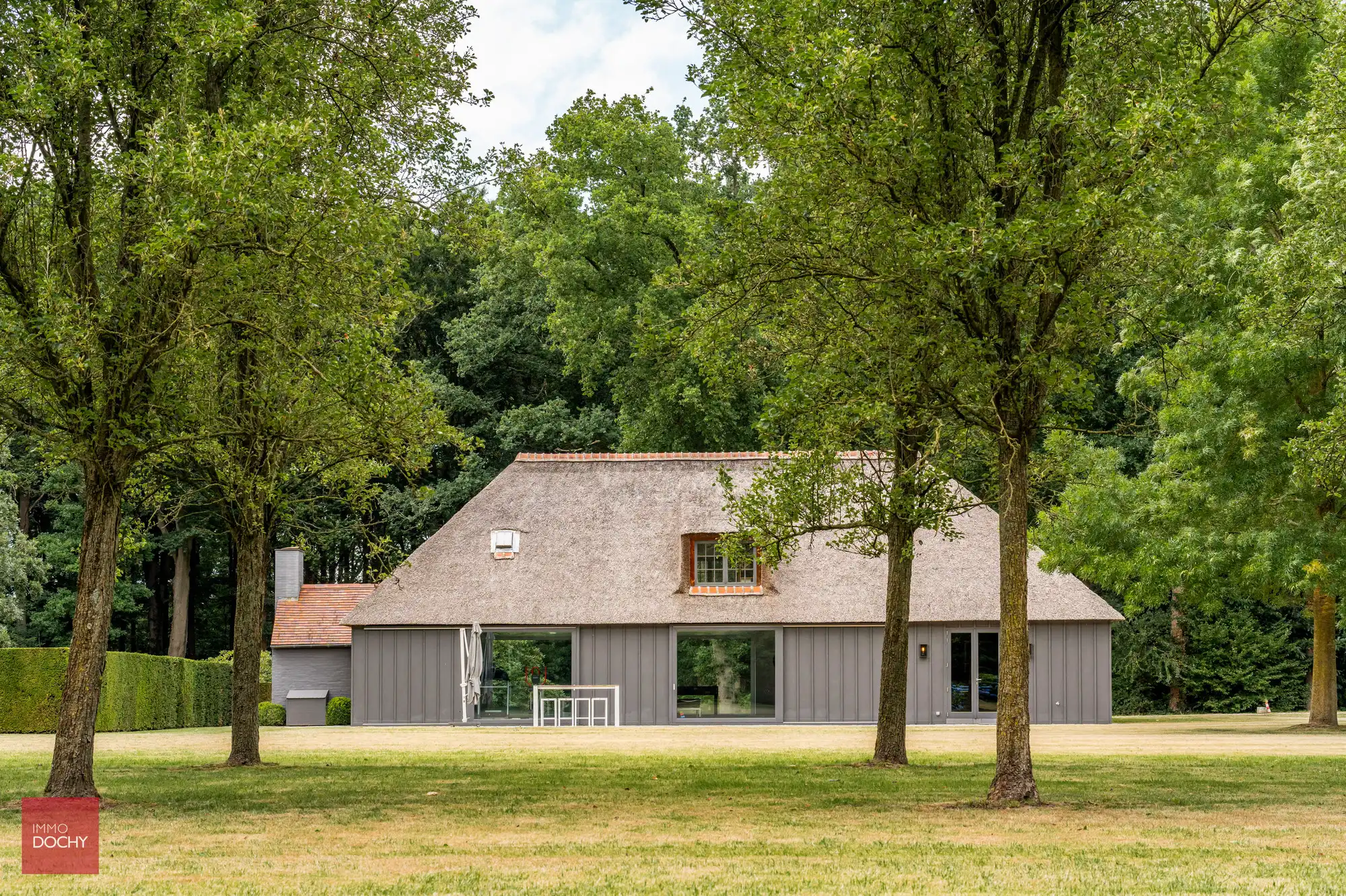 Unieke eigendom in alle rust en privacy op ca. 5,4ha foto 15