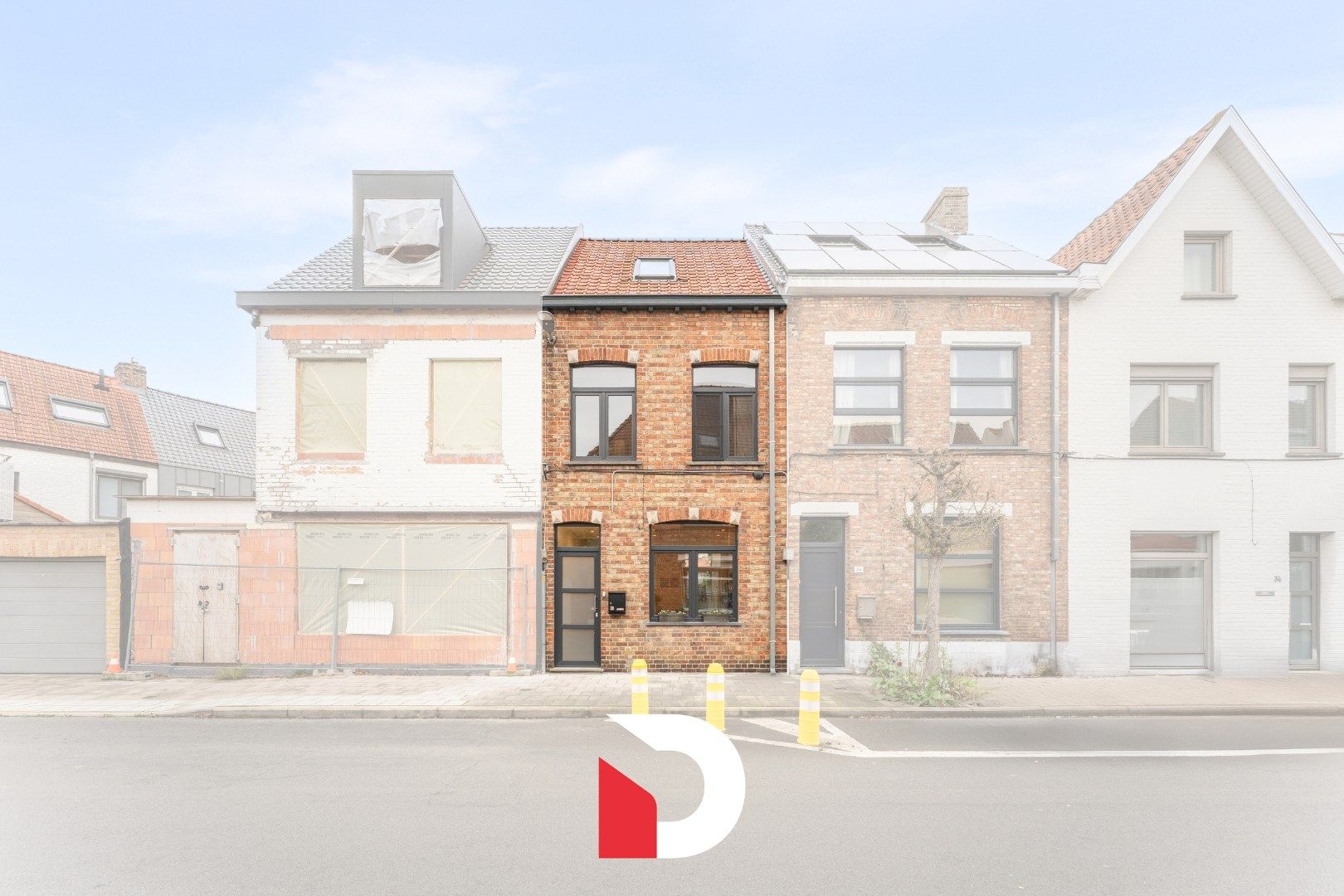 Instapklare woning in hartje Assebroek foto {{pictureIndex}}