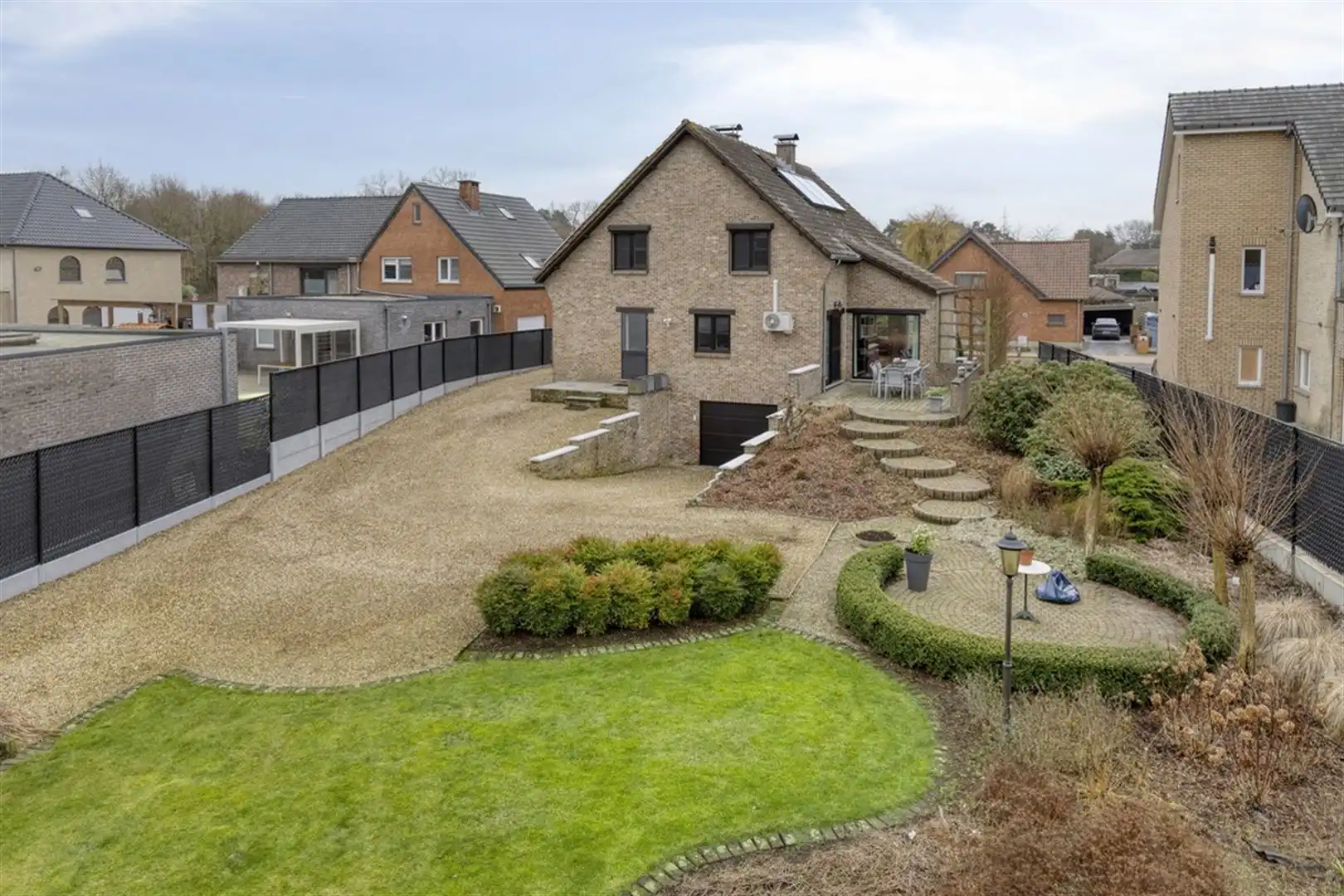 TE KOOP: Prachtige villa op een perceel van 36a48ca te Koersel! foto 38