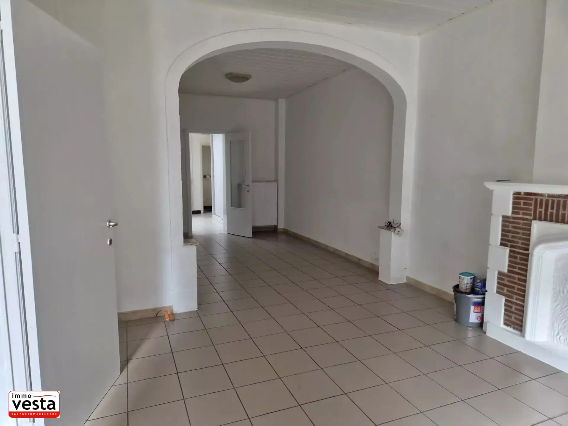 Centraal gelegen rijwoning met 3 slaapkamers foto 3