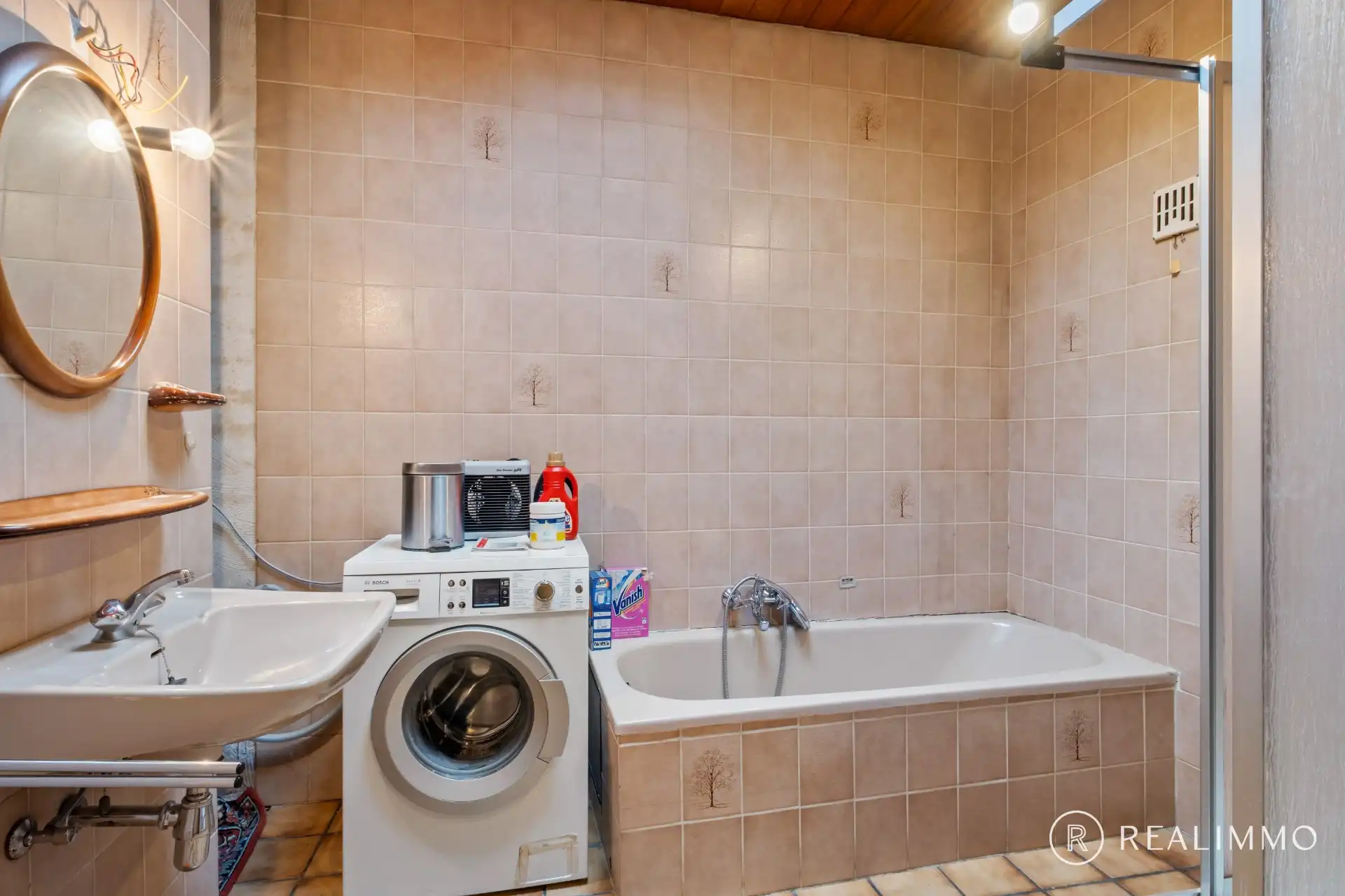 Alleenstaande woning in Oostrozebeke foto 10