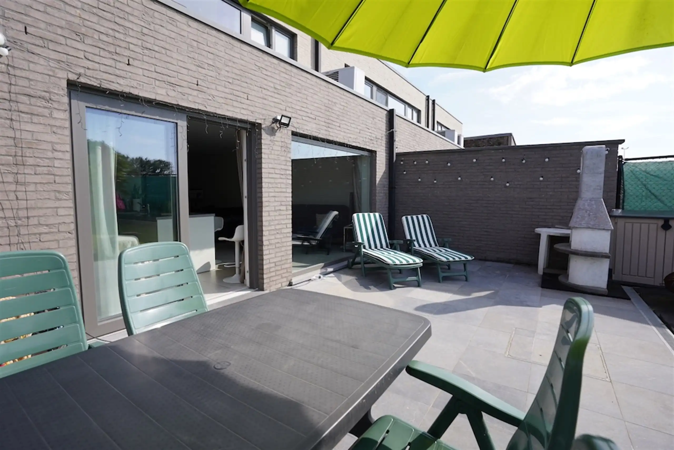 Jonge, verzorgde gezinswoning met tuin en garage foto 7